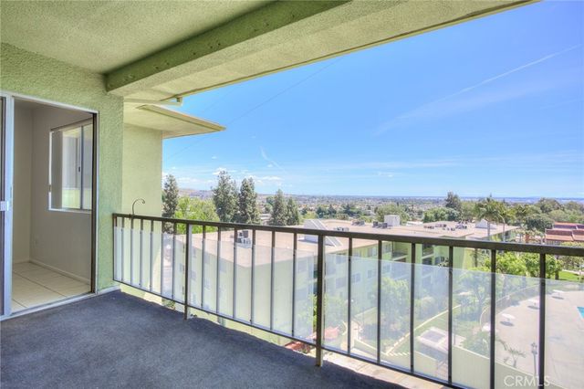 1301 S Atlantic 536C, Monterey Park, CA 91754