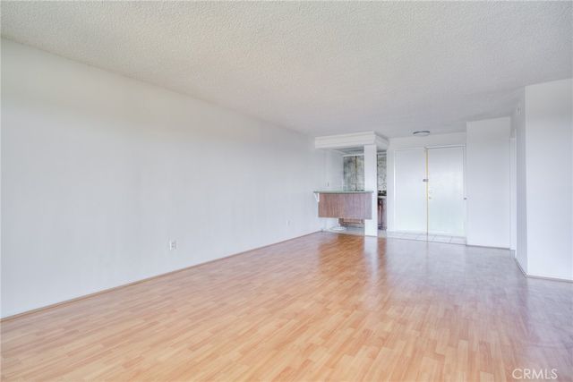 1301 S Atlantic 536C, Monterey Park, CA 91754