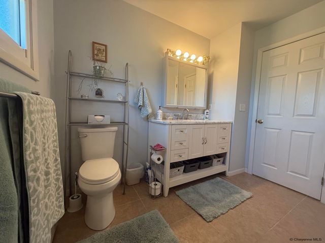 724 E POWELL RD, Cheyenne, WY 82009