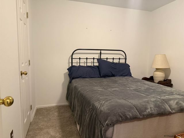 724 E POWELL RD, Cheyenne, WY 82009