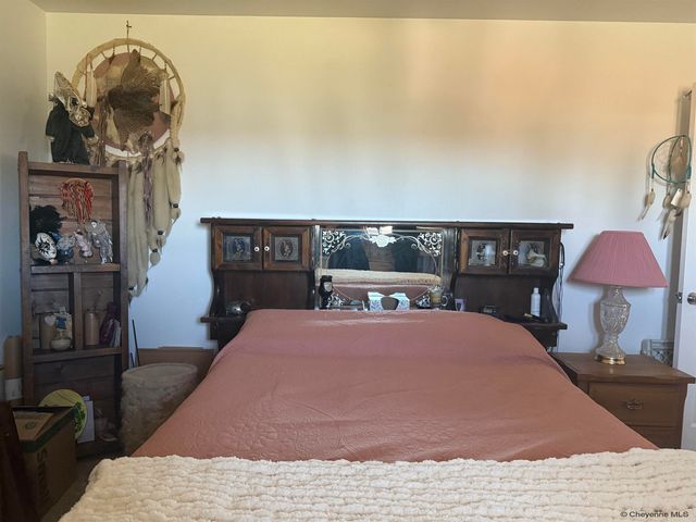 724 E POWELL RD, Cheyenne, WY 82009