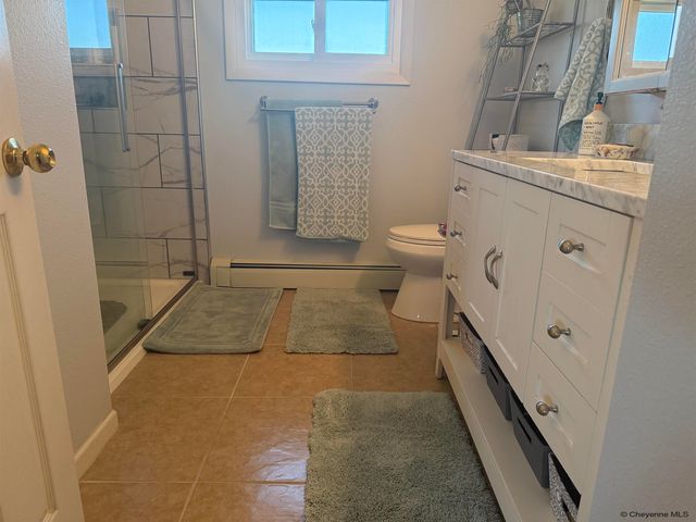 724 E POWELL RD, Cheyenne, WY 82009