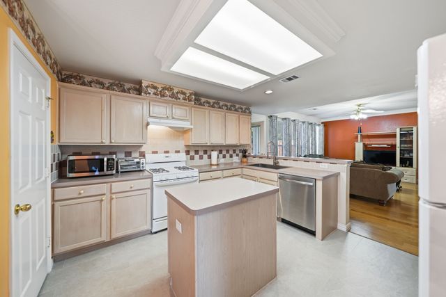 1101 Larkspur Drive, Allen, TX 75002