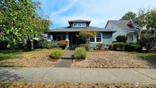 2176 McDonald Avenue, Dupont, WA 98327