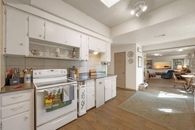 9916 Horizon LN, Austin, TX 78719