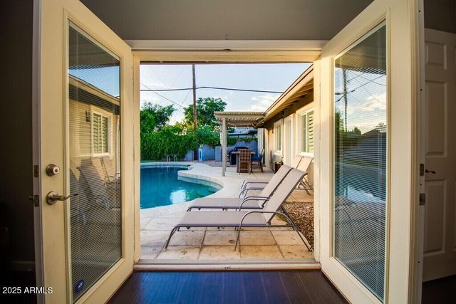 2806 N 82ND Street, Scottsdale, AZ 85257