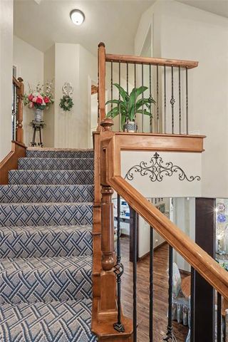 800 Newport Bridge Court, Edmond, OK 73034