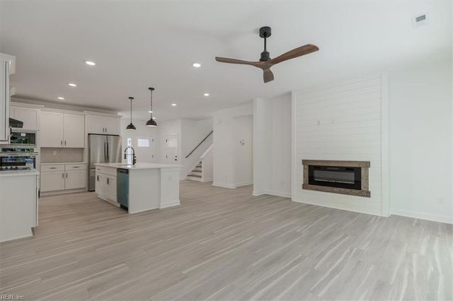 622 Ambrose ST, Chesapeake, VA 23322