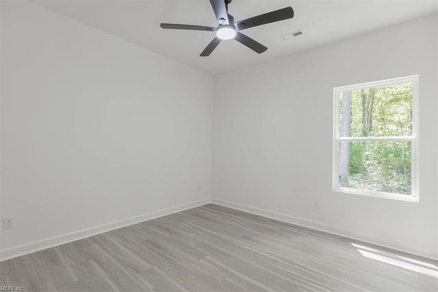622 Ambrose ST, Chesapeake, VA 23322