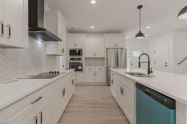 622 Ambrose ST, Chesapeake, VA 23322