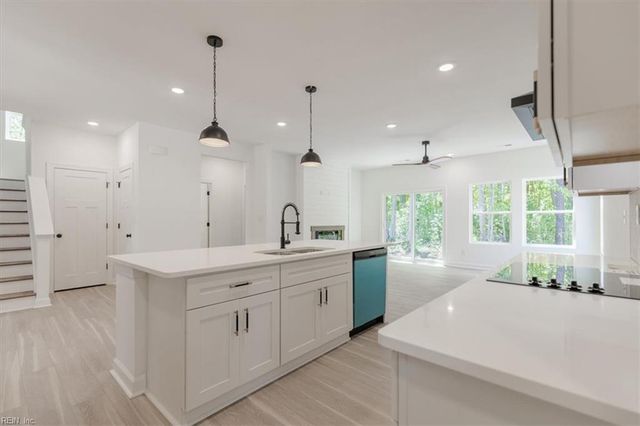 622 Ambrose ST, Chesapeake, VA 23322