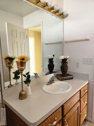 1575 Windsor Drive, Ammon, ID 83406