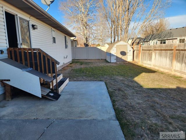 1575 Windsor Drive, Ammon, ID 83406