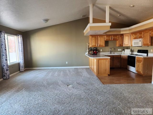 1575 Windsor Drive, Ammon, ID 83406