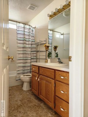 1575 Windsor Drive, Ammon, ID 83406