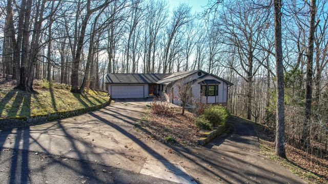 3465 Crown Colony Drive NW, Cleveland, TN 37312
