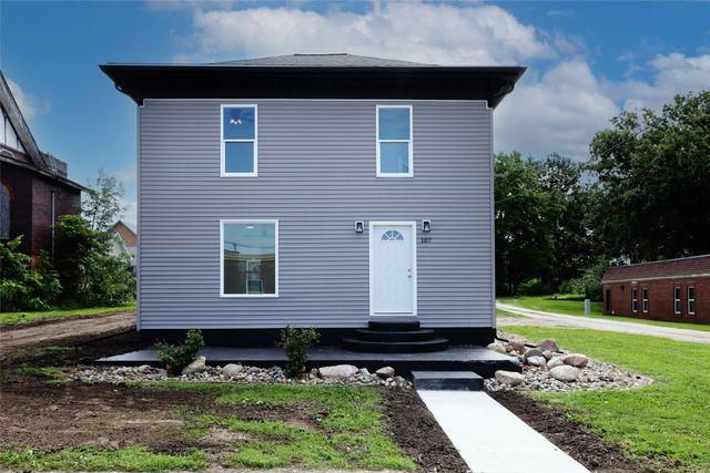 107 SW 2nd Street, Ogden, IA 50212