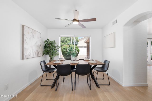 1548 W SAND DUNE Drive, Gilbert, AZ 85233