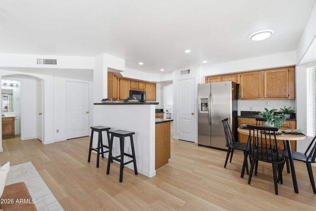 1548 W SAND DUNE Drive, Gilbert, AZ 85233