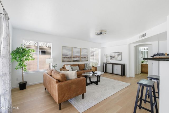 1548 W SAND DUNE Drive, Gilbert, AZ 85233