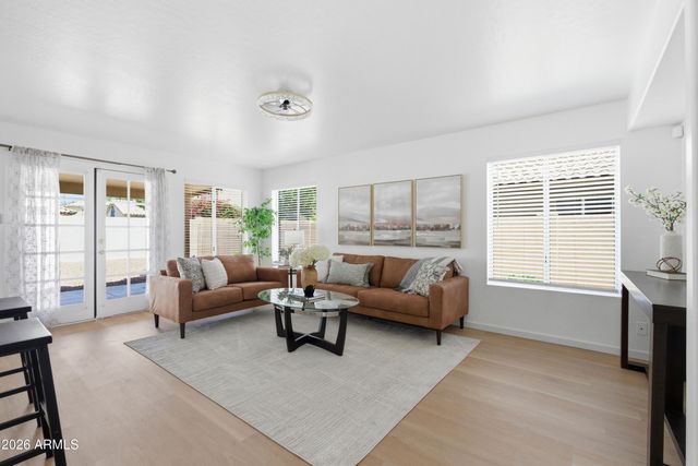 1548 W SAND DUNE Drive, Gilbert, AZ 85233