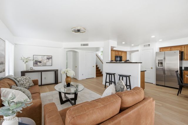 1548 W SAND DUNE Drive, Gilbert, AZ 85233