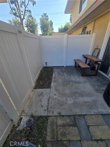 8792 Valley View B, Buena Park, CA 90620