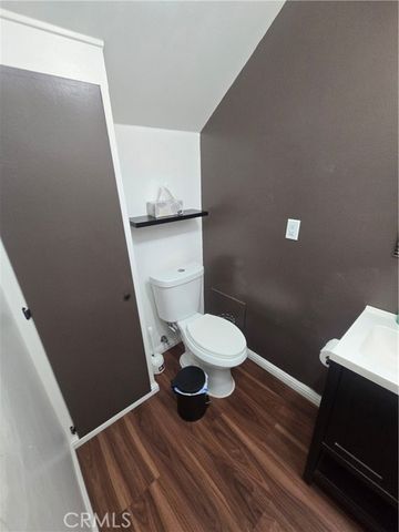 8792 Valley View B, Buena Park, CA 90620