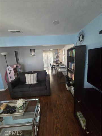 8792 Valley View B, Buena Park, CA 90620