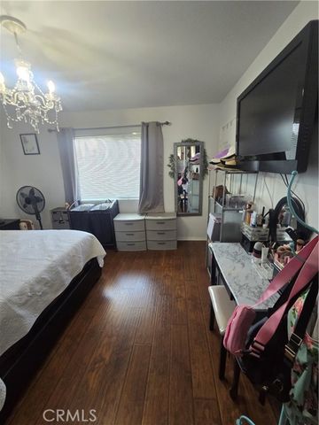 8792 Valley View B, Buena Park, CA 90620