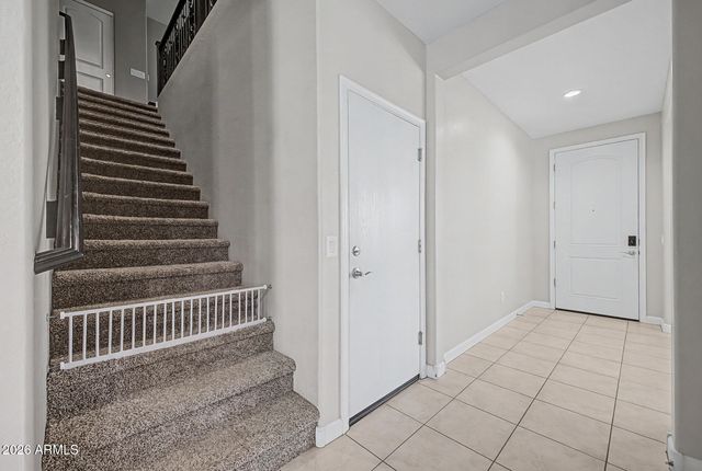 808 W BRANGUS Way, San Tan Valley, AZ 85143