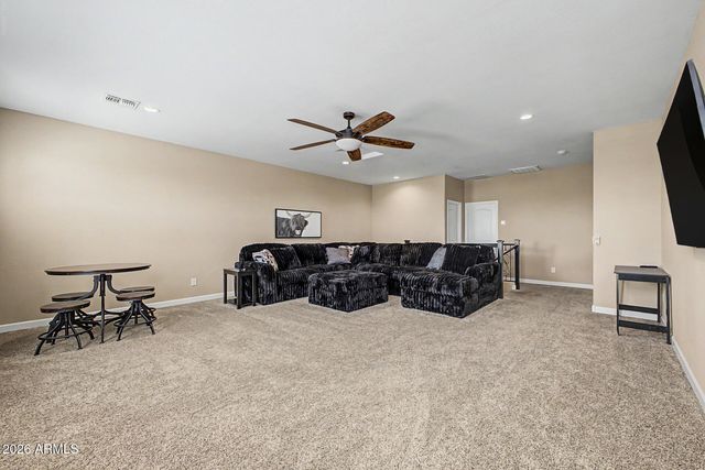 808 W BRANGUS Way, San Tan Valley, AZ 85143