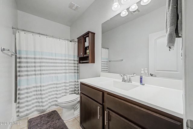 808 W BRANGUS Way, San Tan Valley, AZ 85143