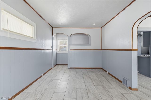 3437 W 95th Street, Cleveland, OH 44102