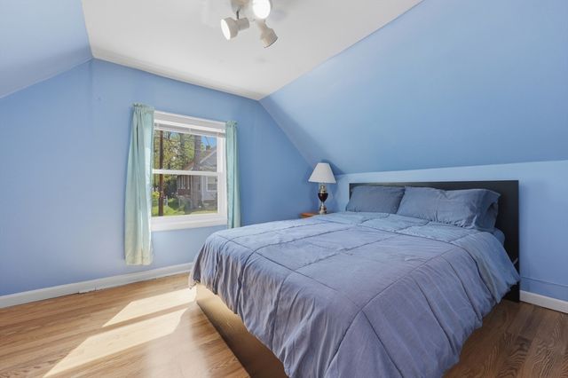 366 Mount Wayte Ave, Framingham, MA 01702