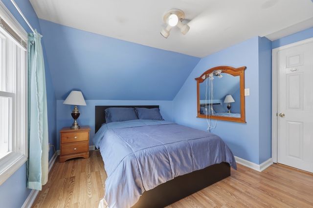 366 Mount Wayte Ave, Framingham, MA 01702