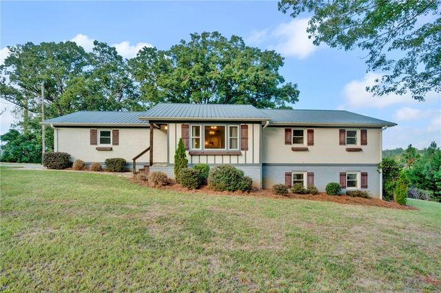 578 Gap Hill Road, Six Mile, SC 29682