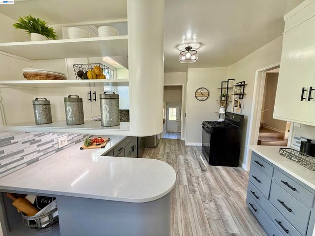 291 Lorraine Blvd, San Leandro, CA 94577