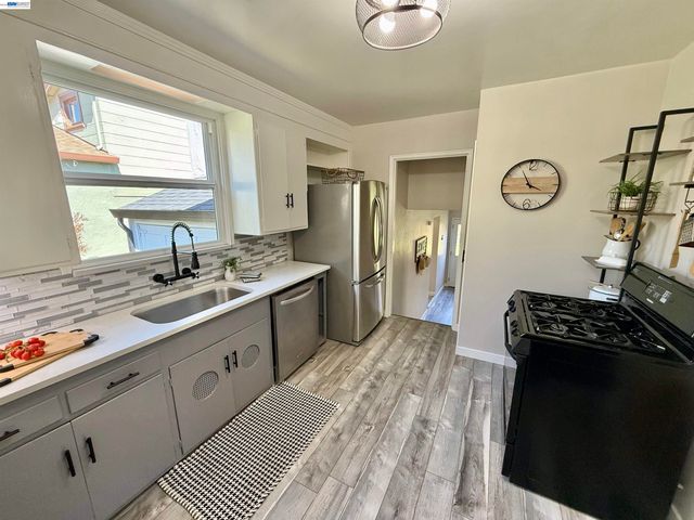 291 Lorraine Blvd, San Leandro, CA 94577