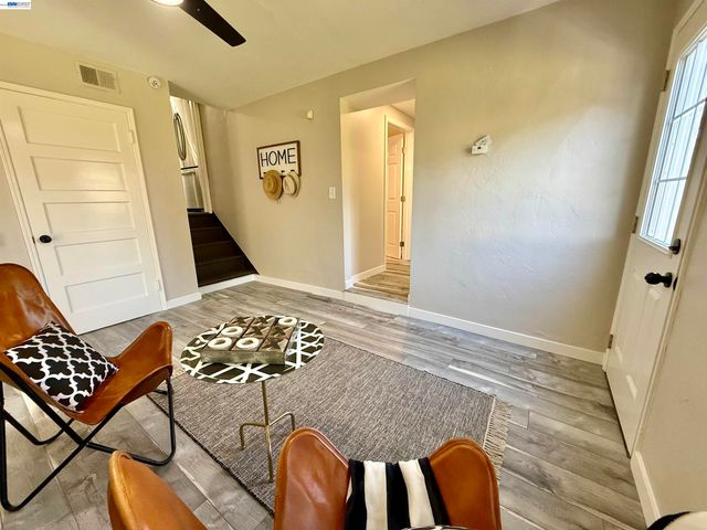 291 Lorraine Blvd, San Leandro, CA 94577