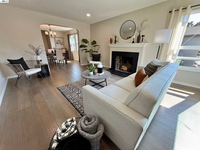291 Lorraine Blvd, San Leandro, CA 94577