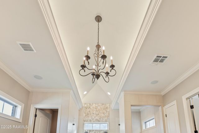 203 Rue De Chambery, Broussard, LA 70518