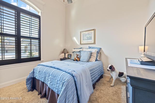 203 Rue De Chambery, Broussard, LA 70518