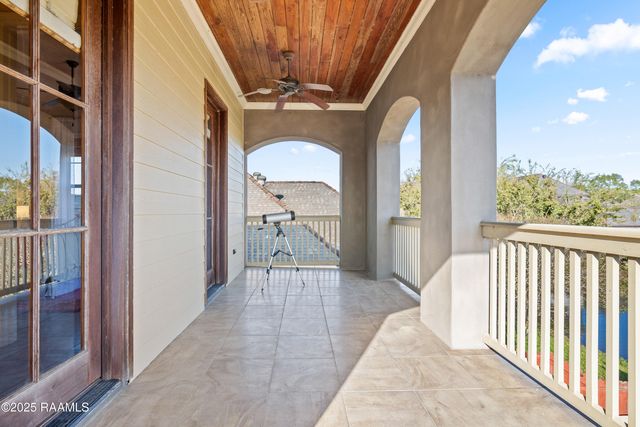 203 Rue De Chambery, Broussard, LA 70518