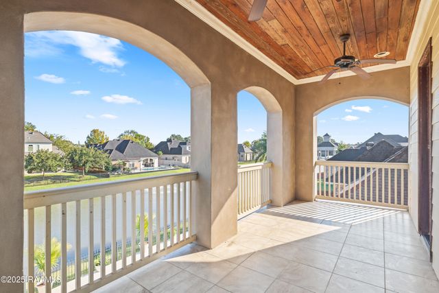 203 Rue De Chambery, Broussard, LA 70518