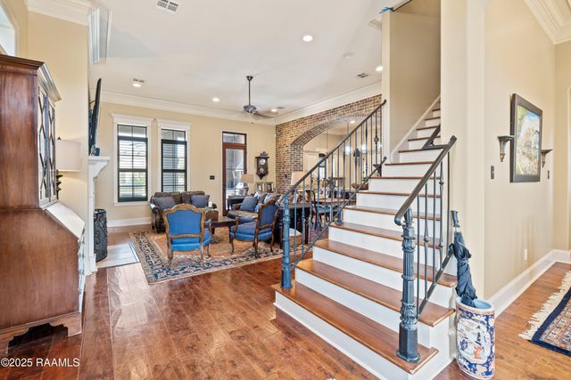 203 Rue De Chambery, Broussard, LA 70518