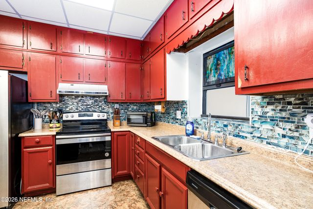 5242 HELM Avenue, Jacksonville, FL 32244