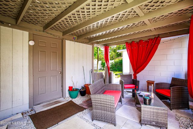 5242 HELM Avenue, Jacksonville, FL 32244