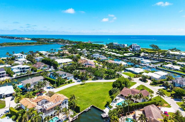 102 Bonito Drive, Ocean Ridge, FL 33435