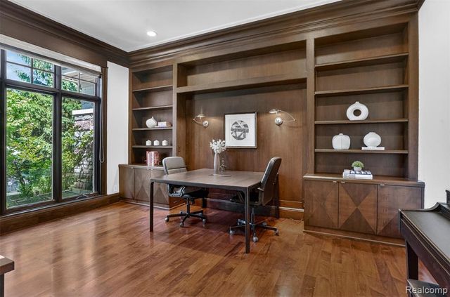 2951 Turtle Pond Court, Bloomfield Hills, MI 48302